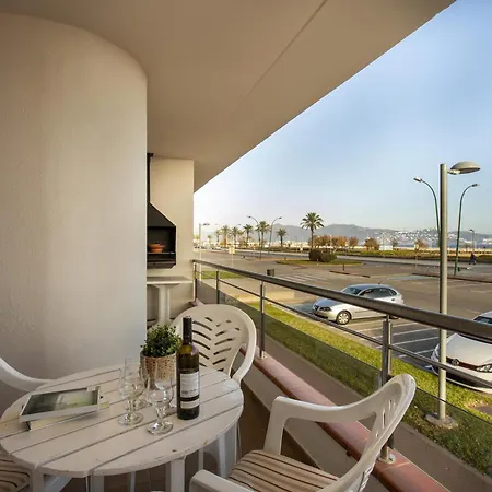 Apartment En Empuriabrava: Frente Al Mar, Piscinas, Parking Y Vistas A La Bahia - Hisp-288-39
